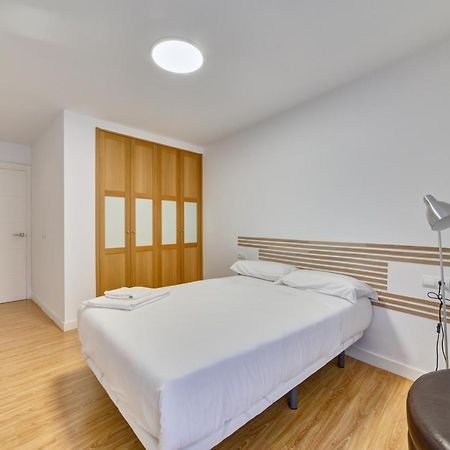 Apartamento El Lobo By Clabao Логроньо Экстерьер фото