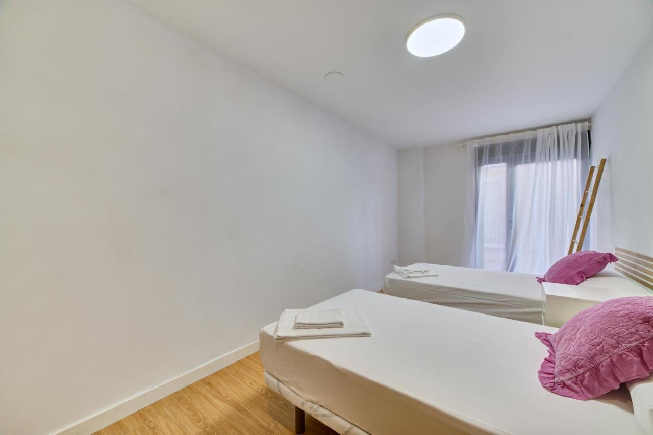 Apartamento El Lobo By Clabao Логроньо Экстерьер фото