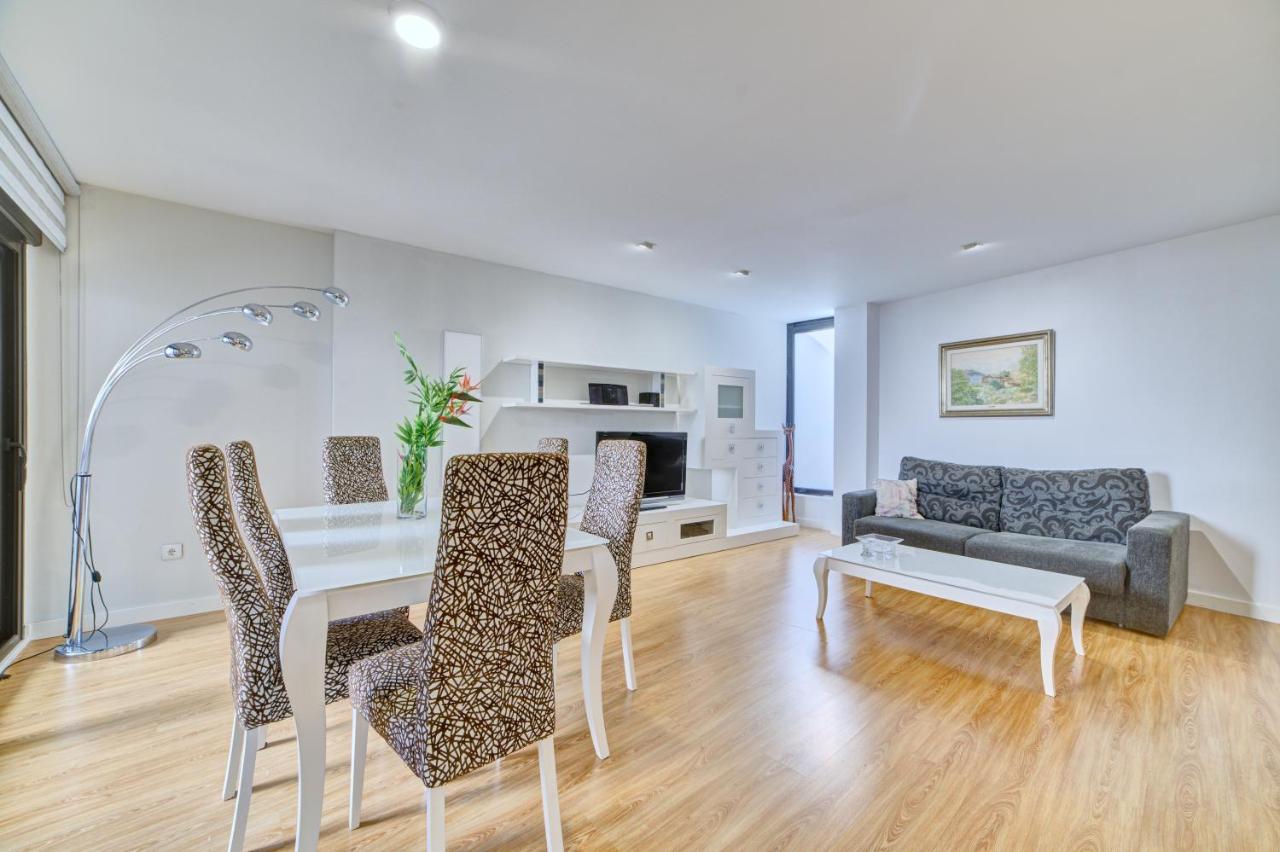Apartamento El Lobo By Clabao Логроньо Экстерьер фото