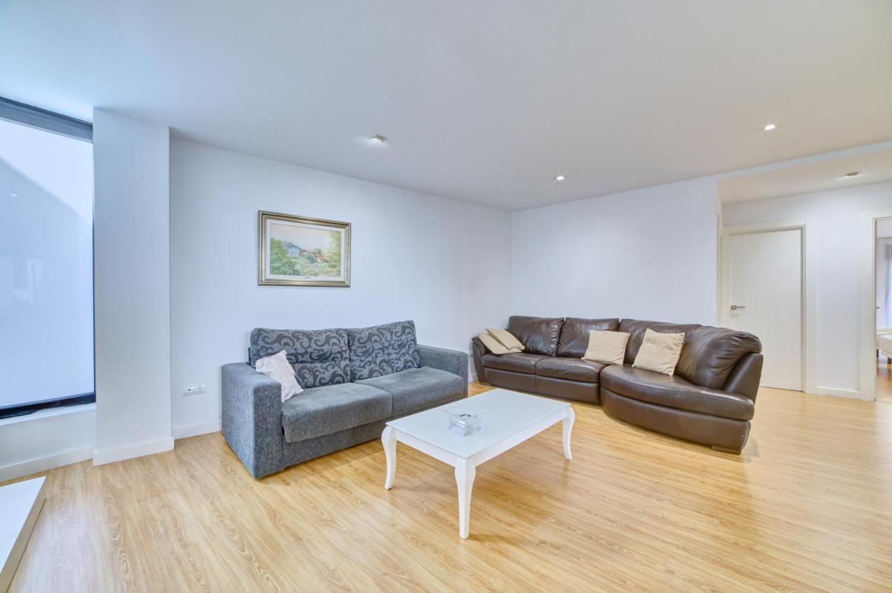 Apartamento El Lobo By Clabao Логроньо Экстерьер фото